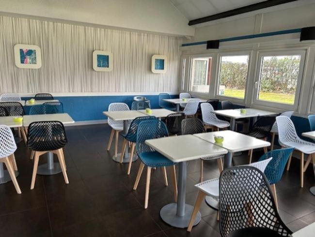 Hotel Ibis Budget Nantes Ouest Atlantis Couëron Exterior foto